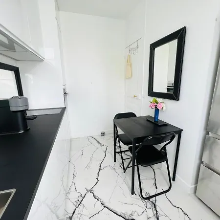 Daire Lovely Flat Paris16 / Partiel View Eiffel Tower *